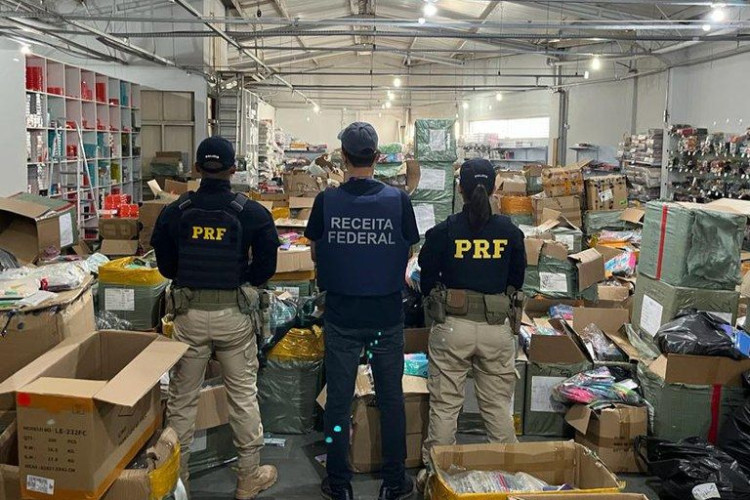 PRF participa de operação Pantanal Legal deflagrada pela Receita Federal em Cuiabá-MT