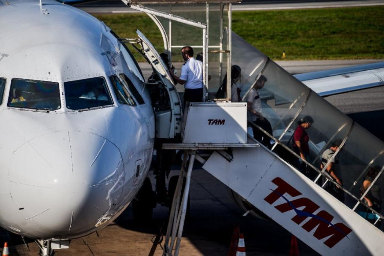 Procon-MT autua companhia aérea em mais de R$ 3 mi por descumprir direito de consumidor com autismo