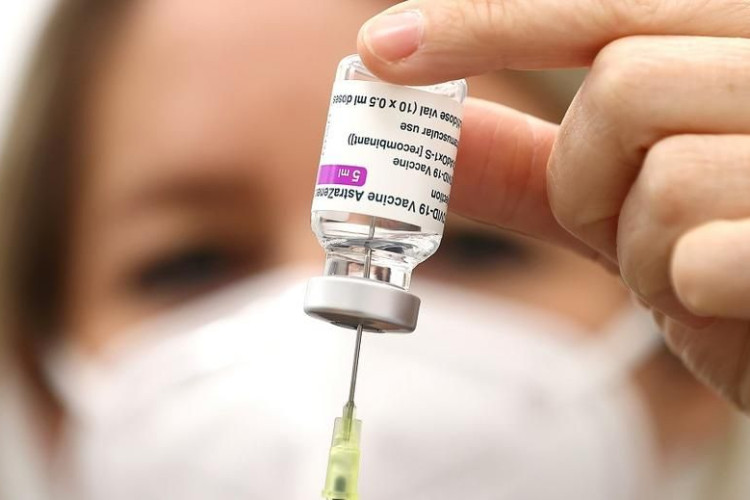 RJ: Enfermeiros relatam rejeição da população à vacina da AstraZeneca/Oxford