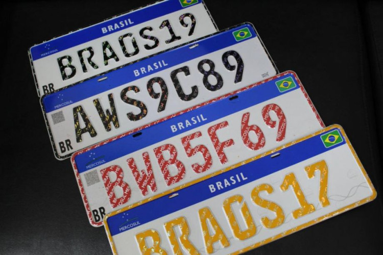 Saiba quais os casos obrigatórios para o modelo de placa padrão Mercosul