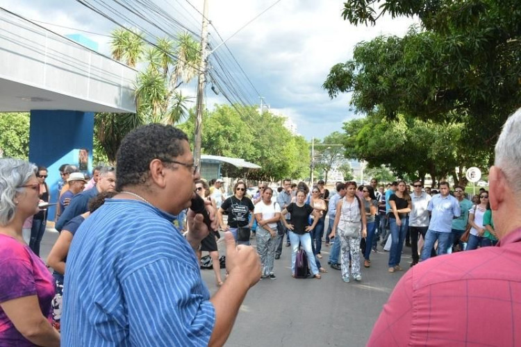 Sindicato convoca para manifestação e escolas podem 