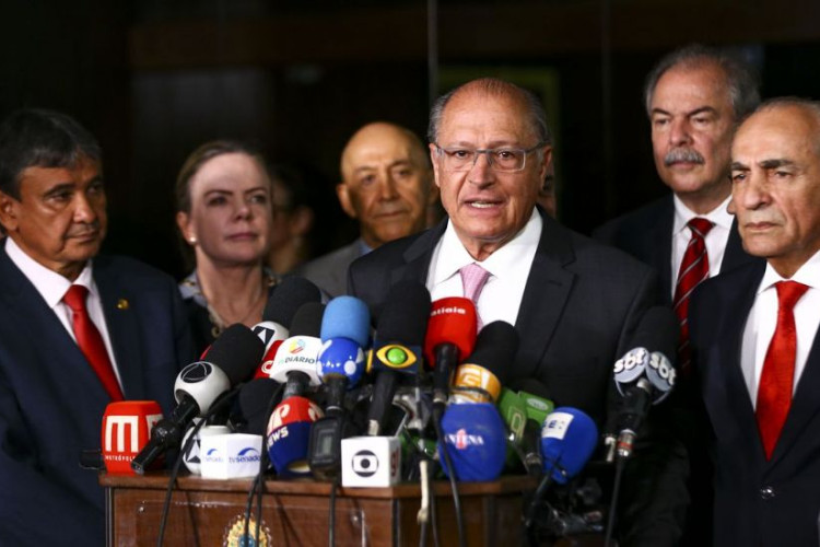 Transição de governo começa na próxima segunda-feira