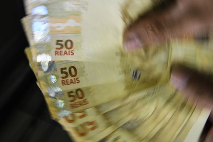 Última parcela de agosto do Auxílio Brasil é paga hoje
