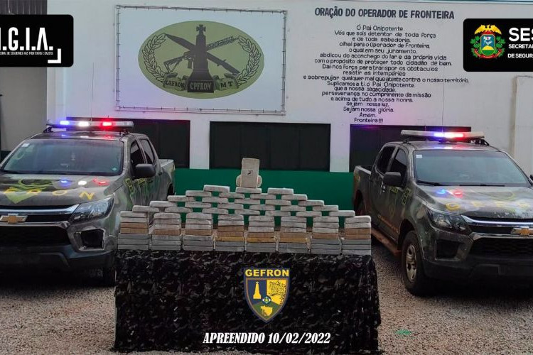 VEJA O VÍDEO: Gefron apreende droga avaliada em R$ 1.669.000,00 na fronteira; 83 tabletes de cocaína foram tirados de circulação