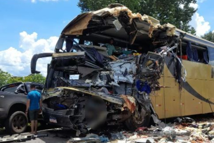 Veja quem são as vítimas do acidente entre caminhão e carreta na BR-174 em MT